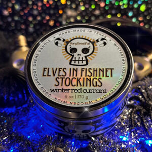 Elves in Fishnet Stockings Luxury Crackling Wooden Wick Candle: Red Currant